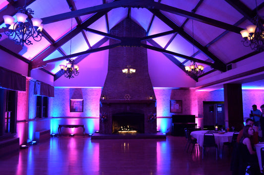 Wireless DMX-Controlled LED Up lights